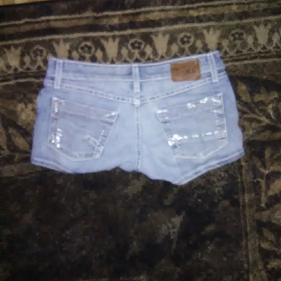 Bundle - Picture 4 of 6